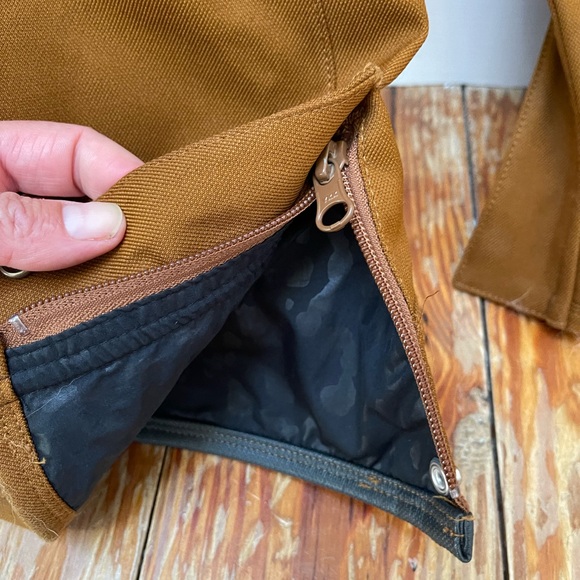 Volcom Heavy Duty Snowboard Pants - Picture 10 of 16